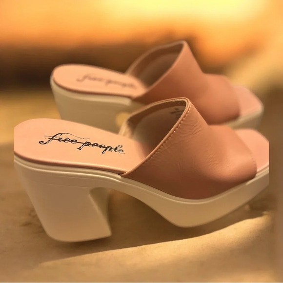 Free People Shoes - NIB FREE PEOPLE Zoe Natural Chunky Leather Platform Heel Sandals Size 39…